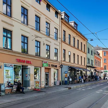 Urban Oasis In Trendy Gruenerlokka - Entire Unit